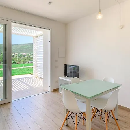 Stunning Capo Falcone Charming Near La Pelosa Apartment Stintino